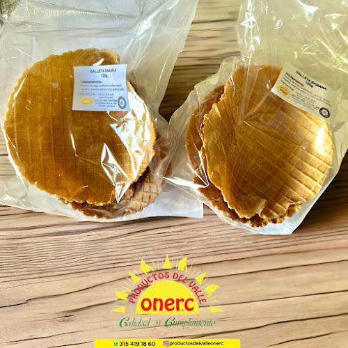 Comentarii opinii despre HELADERÍA Y REPOSTERÍA CAKEFROZEN