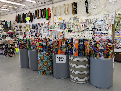 Fabric Store «Discount Fabrics», reviews and photos, 2170 Cesar Chavez St, San Francisco, CA 94107, USA