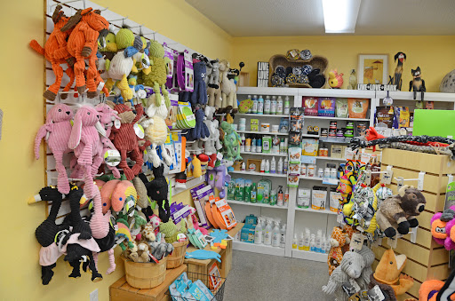 Pet Supply Store «Dog Day Afternoon», reviews and photos, 2527 Frank Scott Pkwy W, Belleville, IL 62223, USA