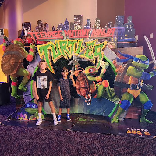 Harkins Theatres Chino Hills 18 image