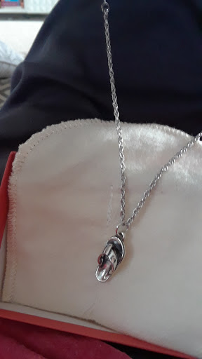 Jewelry Store «James Avery Jewelry», reviews and photos, 190 E Stacy Rd #510, Allen, TX 75002, USA