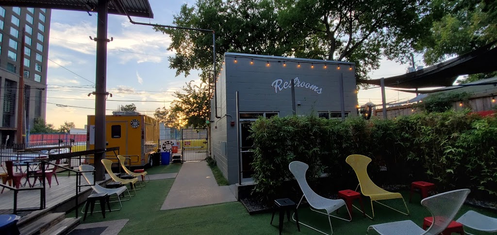 Three B's Tacos 78701