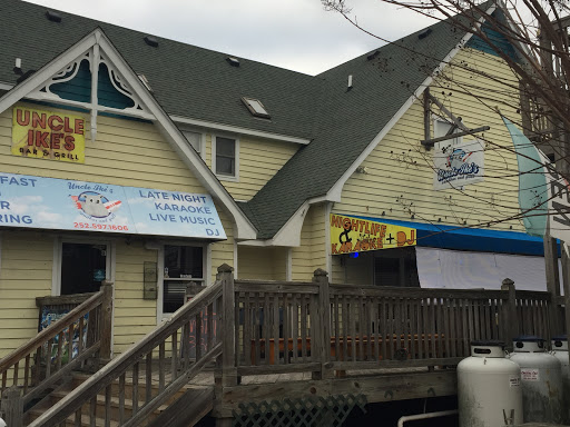 Uncle Ike's Sandbar & Grill