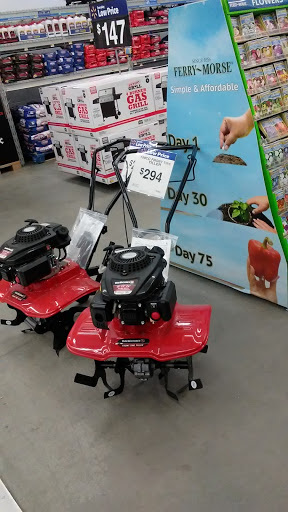 Department Store «Walmart Supercenter», reviews and photos, 2203 Ave A West, Oskaloosa, IA 52577, USA