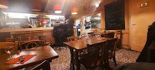 Atmosphère du Restaurant français Le Comptoir du Vin à Lyon - n°8