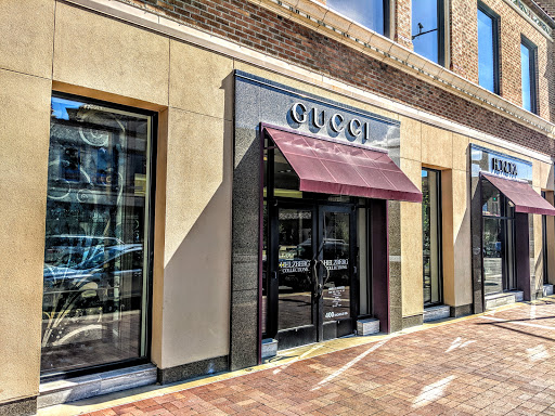 Jewelry Store «Helzberg Diamonds», reviews and photos, 400 Nichols Rd, Kansas City, MO 64112, USA