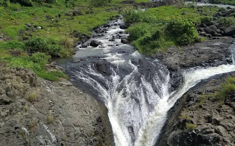 Quipot Falls image