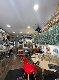 Atmosphère du Restaurant Café Factory République à Arles - n°10