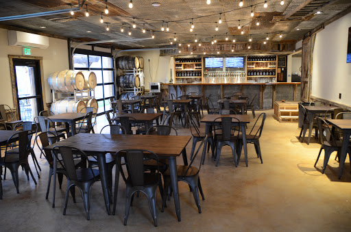 Winery «Cedar Creek Winery & Brew Co.», reviews and photos, 3820 Leonard Rd, Martinsville, IN 46151, USA