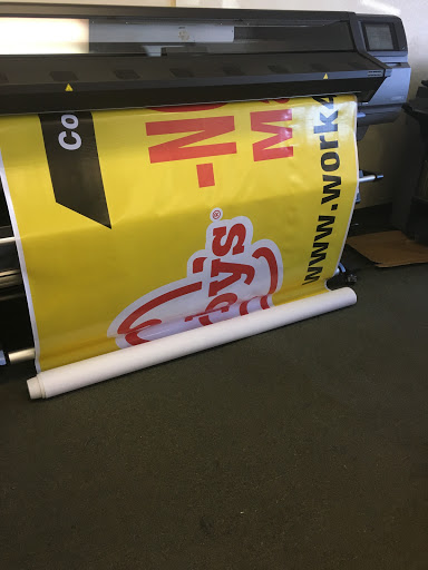Commercial Printer «Signal Graphics Printing & Signs», reviews and photos, 9692 E Arapahoe Rd, Greenwood Village, CO 80112, USA