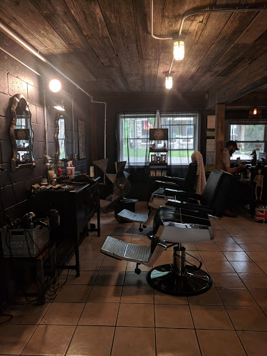 Hair Salon «BlackHearts BarberShop and HairParlour», reviews and photos, 4328 State Line Rd, Kansas City, KS 66103, USA