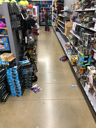 Variety Store «Five Below», reviews and photos, 8261 Gateway Overlook, Elkridge, MD 21075, USA