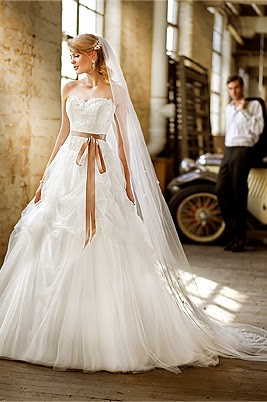 Boutique «Tie the Knot Bridal Boutique», reviews and photos, 844 S Military Ave, Green Bay, WI 54304, USA