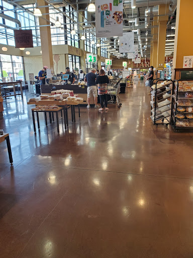 Grocery Store «Whole Foods Market», reviews and photos, 18700 Ventura Blvd #190, Tarzana, CA 91356, USA