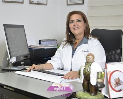 Carmen Lorena Castrellon Lopez - Ginecóloga