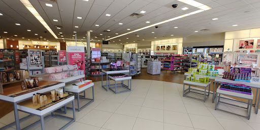 Hair Salon «Ulta Beauty», reviews and photos, 5511 S Williamson Blvd #201, Port Orange, FL 32128, USA