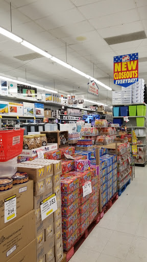 Discount Store «National Wholesale Liquidators», reviews and photos, 7101 Kissena Blvd, Flushing, NY 11367, USA