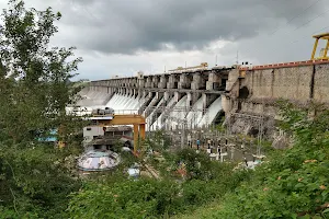 Ujani Dam Wall image
