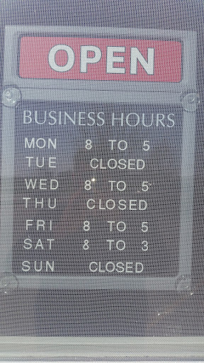 Grocery Store «Central Discount Grocery», reviews and photos, 2298 540th St, Kalona, IA 52247, USA