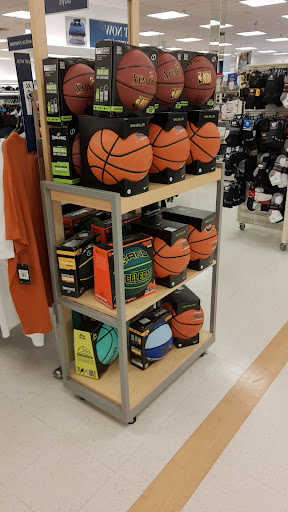 Department Store «Marshalls», reviews and photos, 3850 Mystic Valley Pkwy, Medford, MA 02155, USA