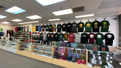 Clothing Store «Humboldt Clothing Company», reviews and photos, 3300 Broadway St #204, Eureka, CA 95501, USA
