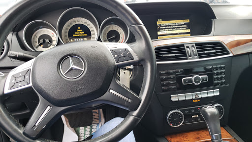 Car Dealer «Xpress Auto Mall», reviews and photos, 6333 N Dale Mabry Hwy, Tampa, FL 33614, USA