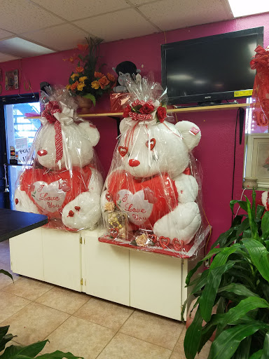 Florist «Rodriguez Flower Shop», reviews and photos, 120 N 10th St, McAllen, TX 78501, USA