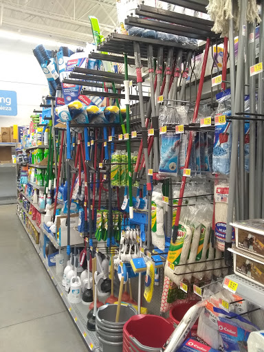 Department Store «Walmart Supercenter», reviews and photos, 530 Woollomes Ave, Delano, CA 93215, USA