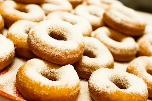 Cafe-Bakery "Pan Donut" image