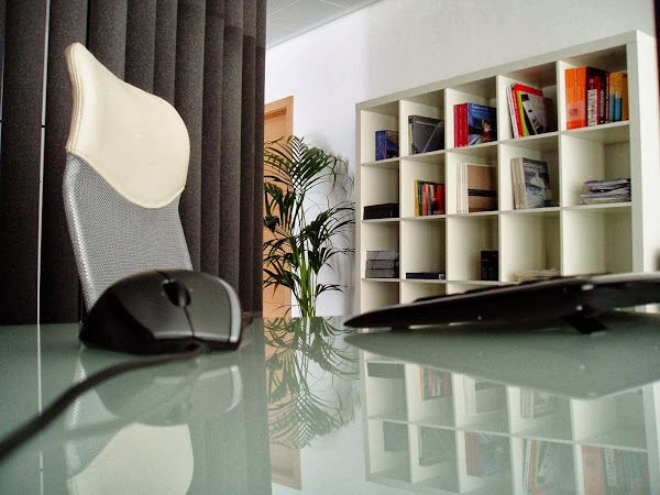 Imagen de EARQ Enginyeria i Arquitectura (1 de 4)