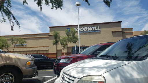 Thrift Store «Power & Baseline Goodwill Retail Store & Donation Center», reviews and photos, 2070 S Power Rd, Gilbert, AZ 85206, USA