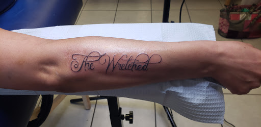 Tattoo Shop «Tomato Tattoo in Lisle, IL», reviews and photos, 1205 Maple Ave, Lisle, IL 60532, USA