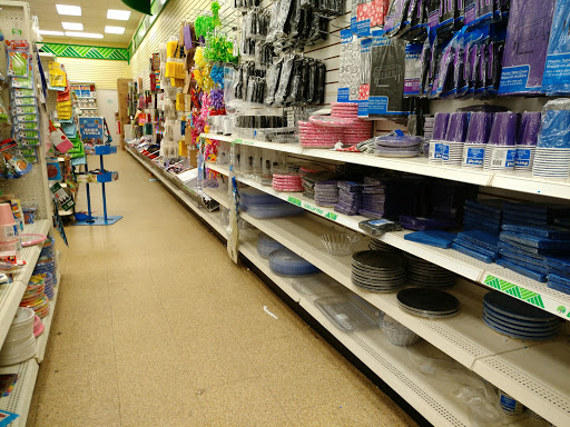 Dollar Store «Dollar Tree», reviews and photos, 12029 Georgia Ave, Wheaton, MD 20902, USA