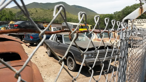 Salvage Yard «Kelseyville Auto Salvage», reviews and photos, 7666 CA-29, Kelseyville, CA 95451, USA