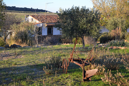 Casa Rural La Loma Ctra. Ex. 104 km. 68, 06600 Cabeza del Buey, Badajoz, España