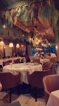 Atmosphère du Restaurant français Etang Gourmand à Bourgoin-Jallieu - n°14