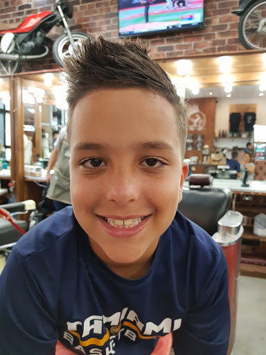 Barber Shop «The Spot Classic Barbershop», reviews and photos, 1600 Ponce De Leon Blvd, Coral Gables, FL 33134, USA