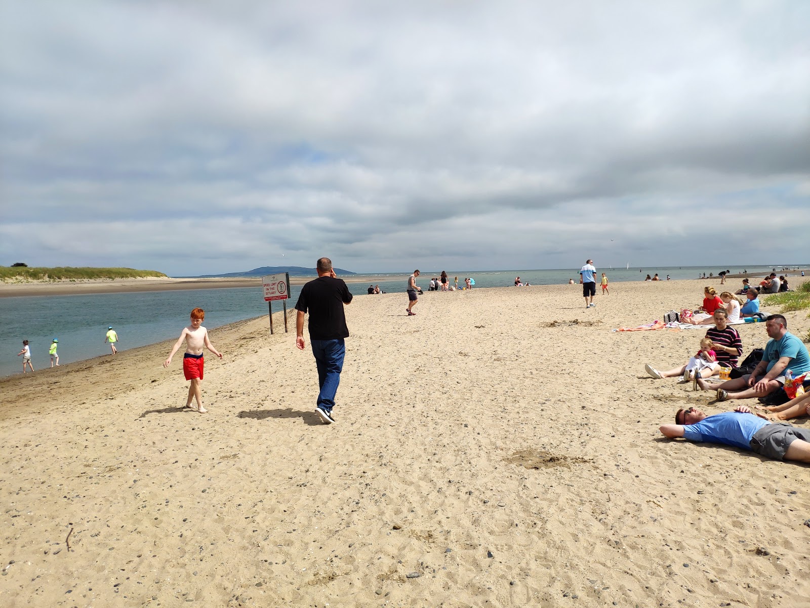 Foto de Malahide Beach e o assentamento