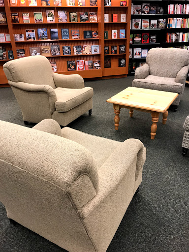 Book Store «Barnes & Noble», reviews and photos, 301 NE Northgate Way, Seattle, WA 98125, USA