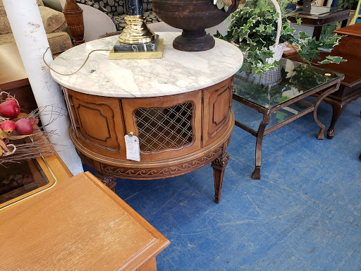 Used Furniture Store «Habitat for Humanity in Monmouth County ReStore», reviews and photos, 45 South St, Freehold, NJ 07728, USA