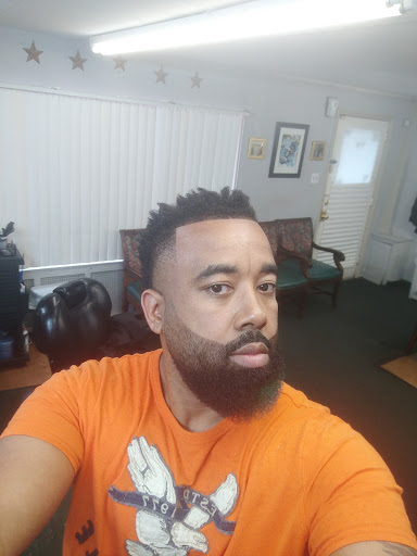 Barber Shop «The Five Star Barbershop», reviews and photos, 207 Long Ln, Upper Darby, PA 19082, USA