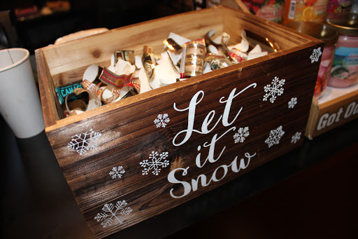 Tobacco Shop «Humidour Cigar Shoppe», reviews and photos, 2 Sherwood Rd, Cockeysville, MD 21030, USA