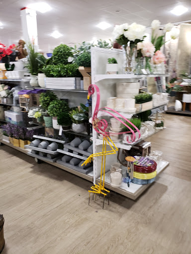 Home Goods Store «Home Goods», reviews and photos, 517 N Stephanie St, Henderson, NV 89014, USA