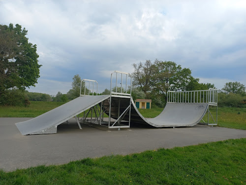 Skatepark du lac à Saint-Père-en-Retz