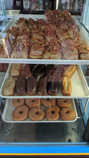 Donut Shop «Heavenly Donuts», reviews and photos, 1915 N Lombard St, Portland, OR 97217, USA