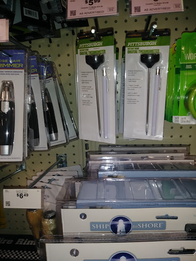 Hardware Store «Harbor Freight Tools», reviews and photos, 2901 Whipple Ave NW, Canton, OH 44708, USA