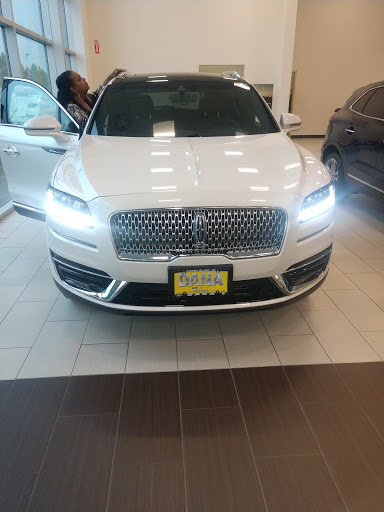 Ford Dealer «Dana Ford Lincoln», reviews and photos, 266 West Service Road, Staten Island, NY 10314, USA
