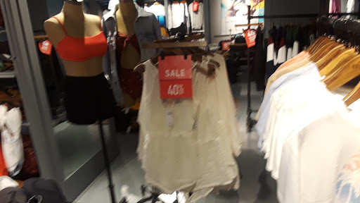 Clothing Store «Hollister Co.», reviews and photos, 8888 SW 136th St #550, Miami, FL 33176, USA