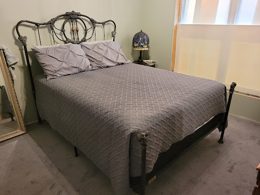 Mattress Store «Michigan Discount Mattress», reviews and photos, 24774 Crestview, Farmington Hills, MI 48335, USA