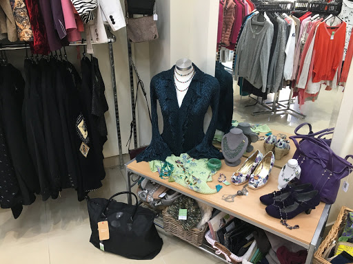 St Helena Shop - Colchester Boutique